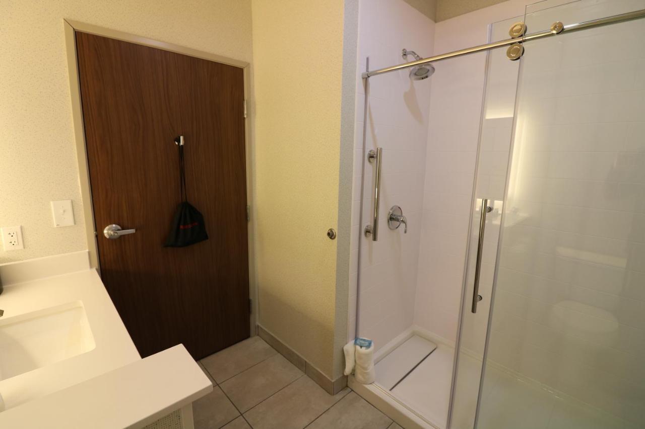 Holiday Inn Express & Suites - Coffeyville By Ihg Eksteriør billede