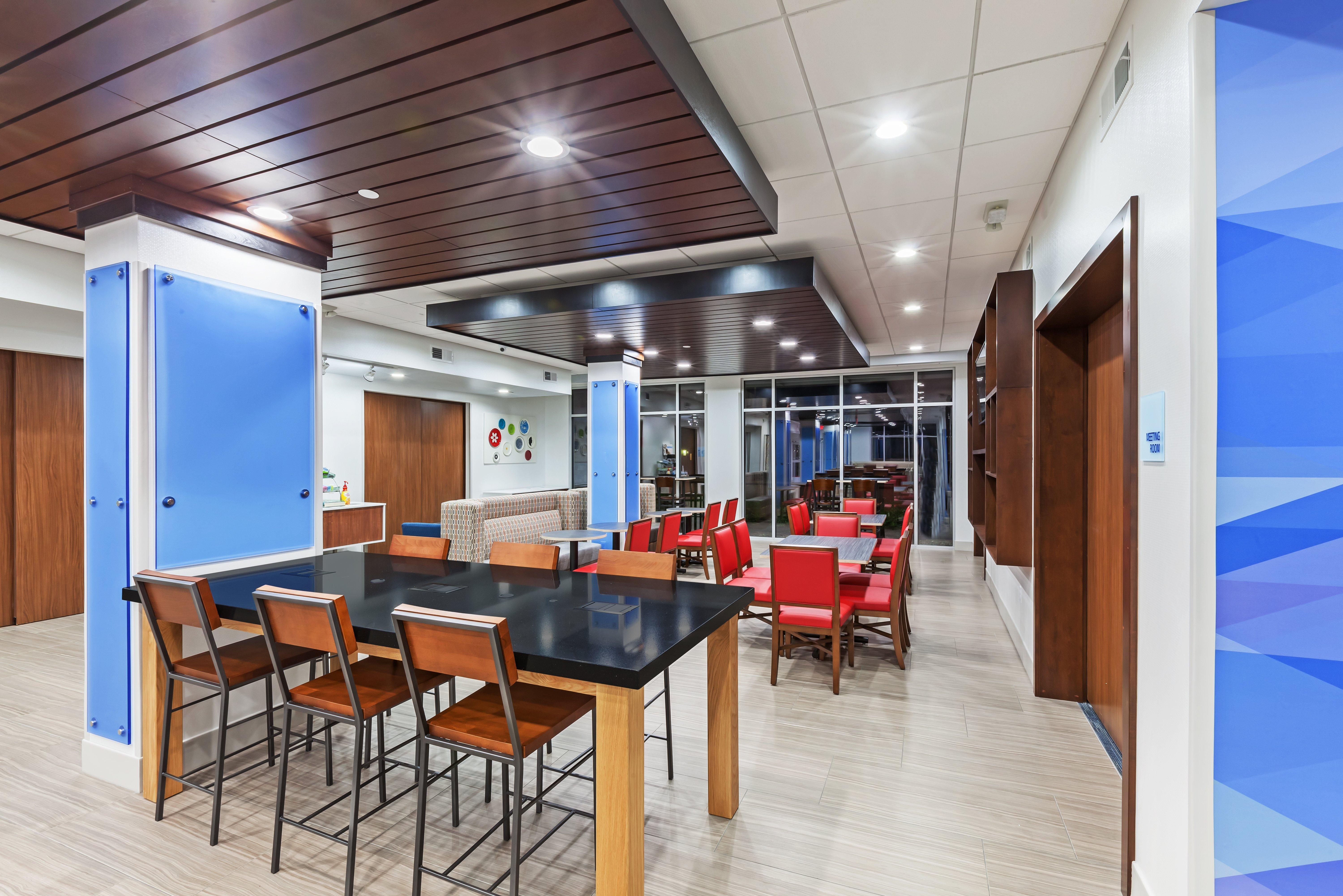 Holiday Inn Express & Suites - Coffeyville By Ihg Eksteriør billede